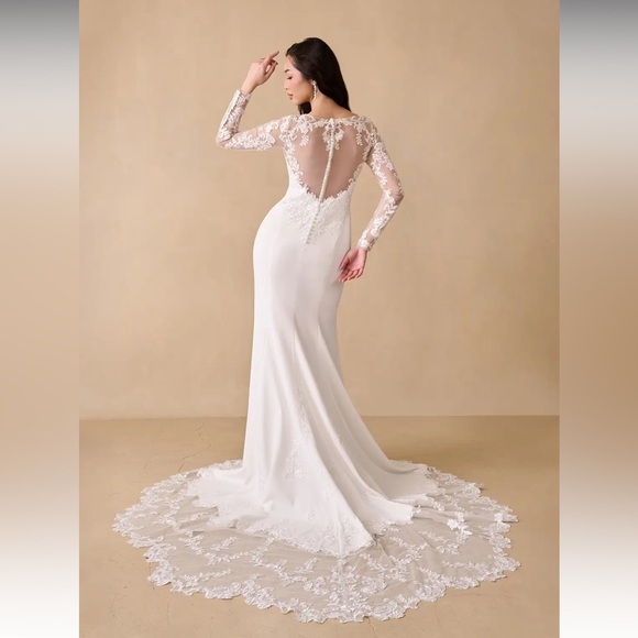 Azazie MISTIE Diamond White Mermaid V-Neck Sequins Crepe wedding Dress - Picture 5 of 12